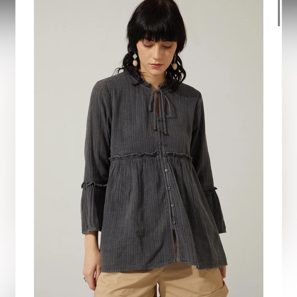 NWT Bohera Bohera Kimmee Flared Sleeve Babydoll Denim Wash Top Large Retail $50